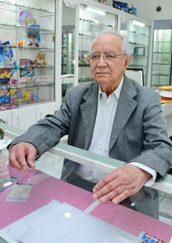 Imagem ilustrativa da imagem Corpo do empresário Juarez Vaz  Teixeira é sepultado em Apucarana