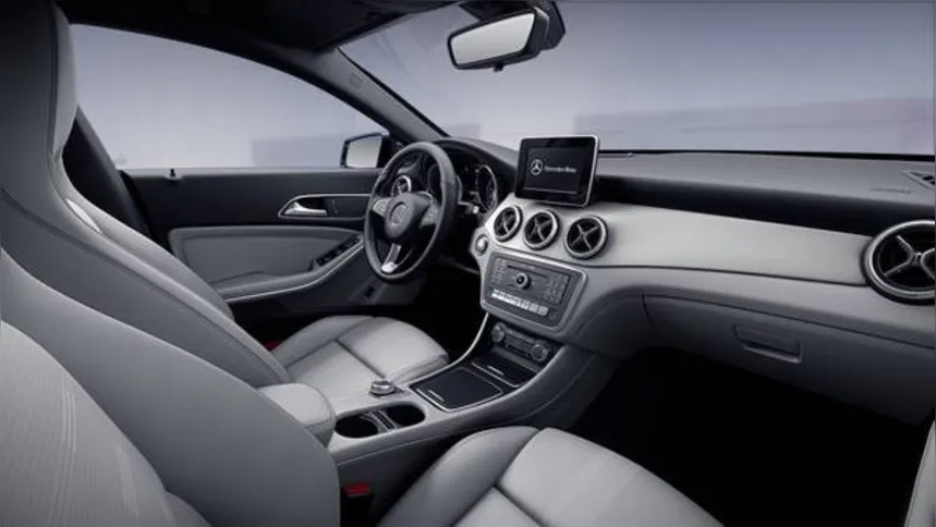 Imagem ilustrativa da imagem Mercedes-Benz renova visual do cupê CLA 