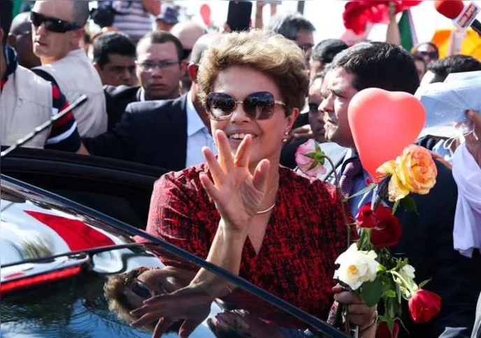 Imagem ilustrativa da imagem Dilma deixa Palácio da Alvorada para ir morar em Porto Alegre