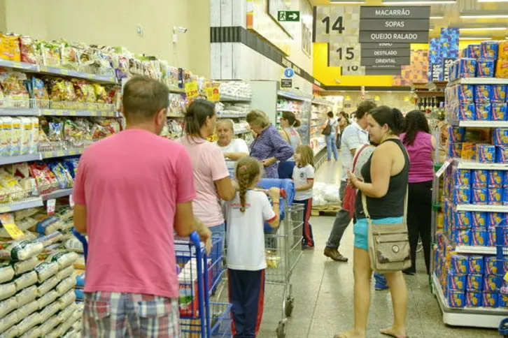 Imagem ilustrativa da imagem Preços da cesta básica variam mais de 25% em Apucarana