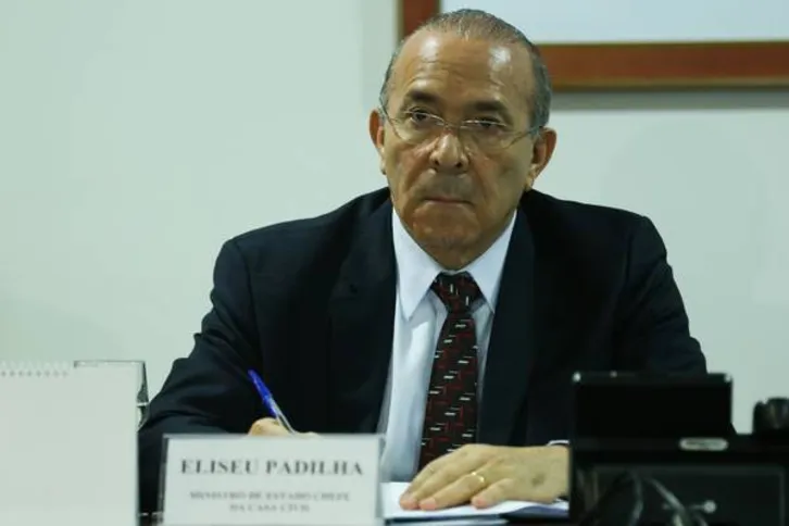 Imagem ilustrativa da imagem Governo diz ter apoio para corte de gastos