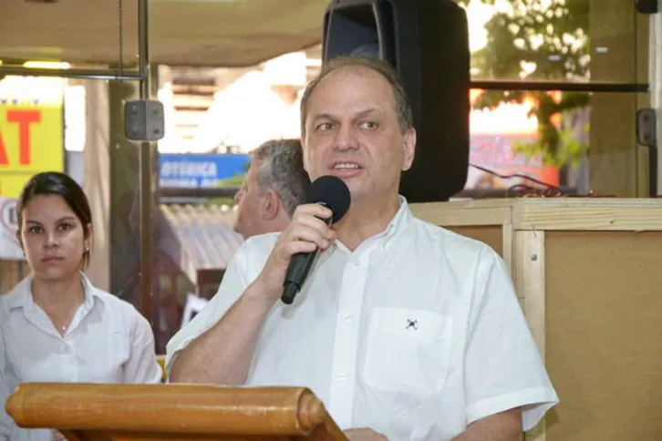 Imagem ilustrativa da imagem Ministro diz que governo pretende zerar dívida da Saúde com hospitais