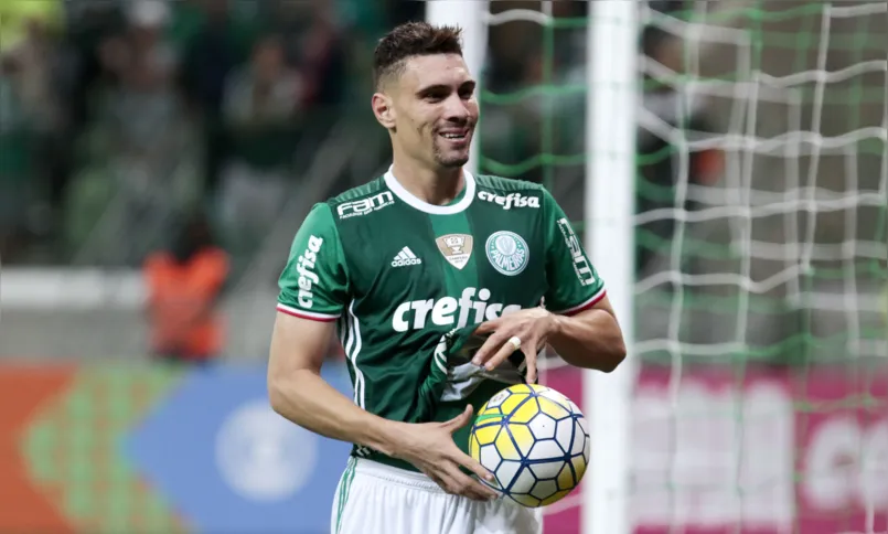 Imagem ilustrativa da imagem Palmeiras defende ponta no Brasileirão hoje contra o Coritiba no Allianz Parque