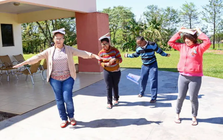 Imagem ilustrativa da imagem Mãe social em tempo integral