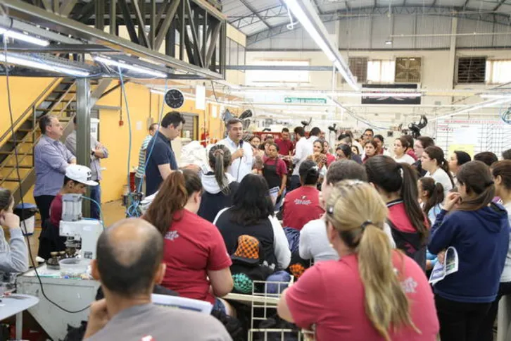 Imagem ilustrativa da imagem Candidatos fazem últimos apelos aos eleitores