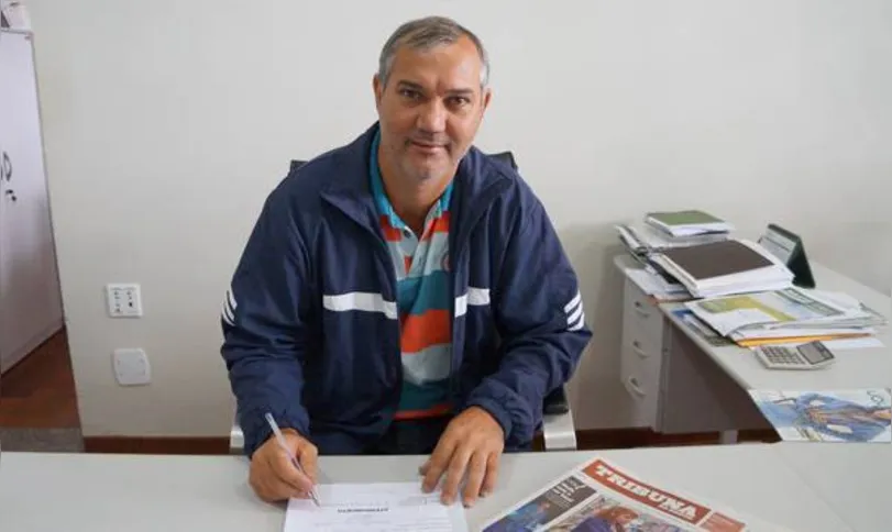 Imagem ilustrativa da imagem Vereador é recordista de mandatos em Ivaiporã