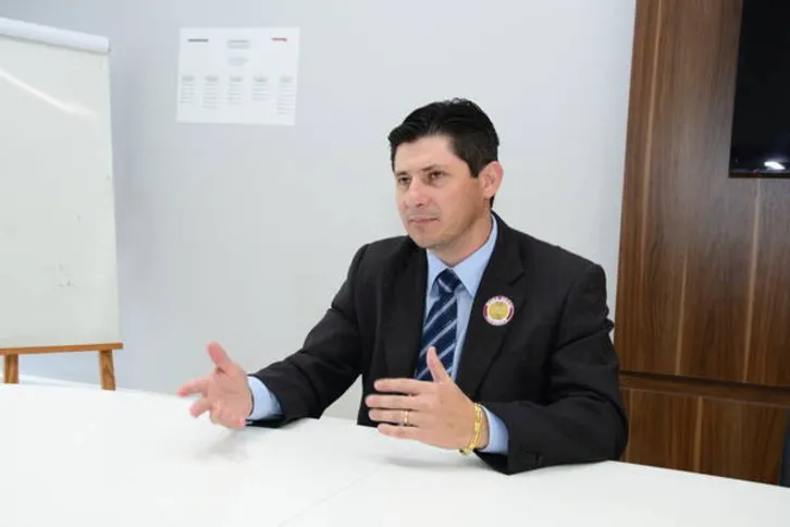 Imagem ilustrativa da imagem Candidato é multado em R$ 10 mil em Apucarana