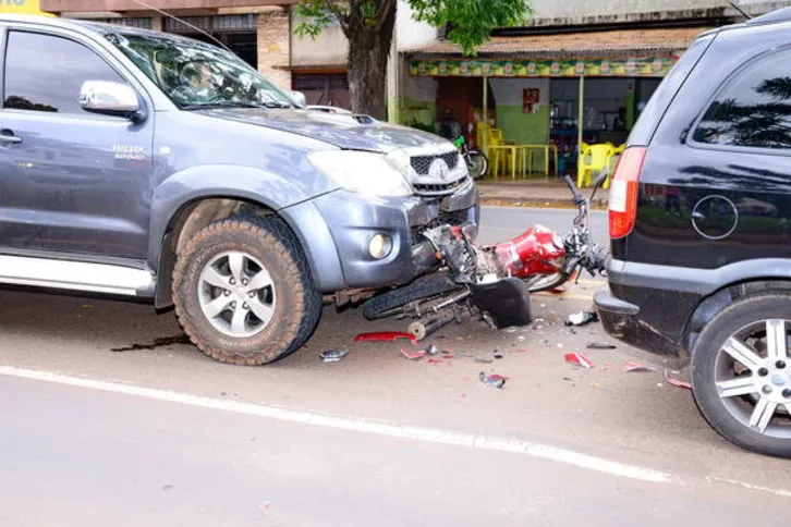 Imagem ilustrativa da imagem Paraná tem 3 acidentes com motos por hora