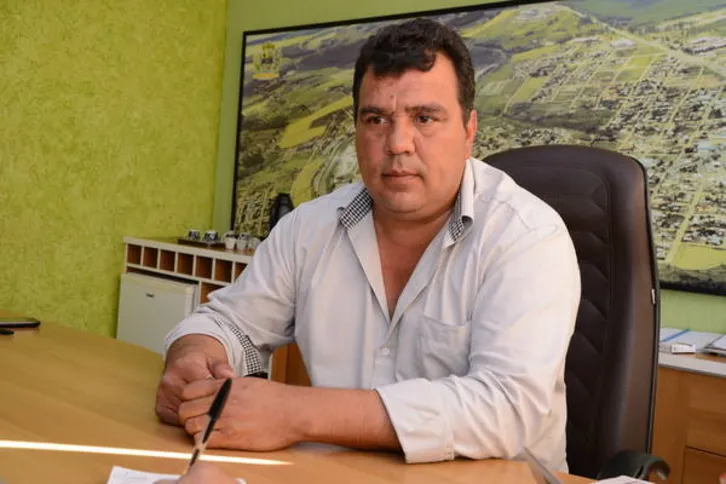 Imagem ilustrativa da imagem Câmara de Mauá da Serra afasta prefeito e dá posse para o vice