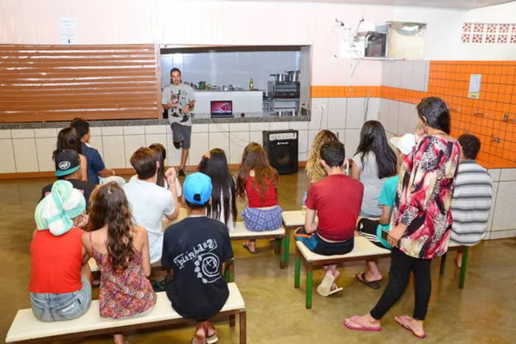 Imagem ilustrativa da imagem Mesmo com ultimato do MEC, estudantes continuam com ocupações