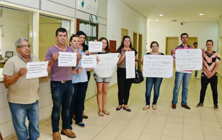 Imagem ilustrativa da imagem Juiz convoca estudantes de ocupações