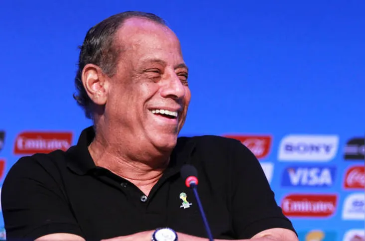 Imagem ilustrativa da imagem Futebol dá adeus ao eterno capitão Carlos Alberto Torres