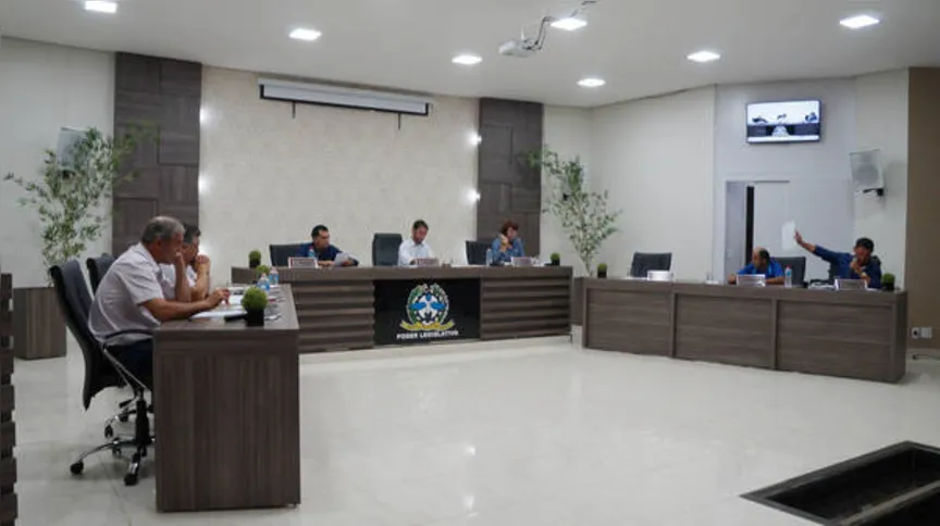 Imagem ilustrativa da imagem Câmara de Ivaiporã revoga título de cidadania para médicos cubanos