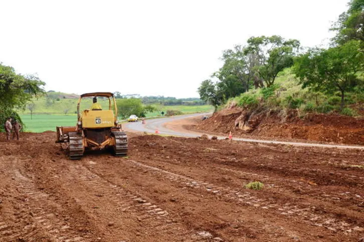 Imagem ilustrativa da imagem Obras aumentam segurança na ‘curva do Sabino’, na PR-170