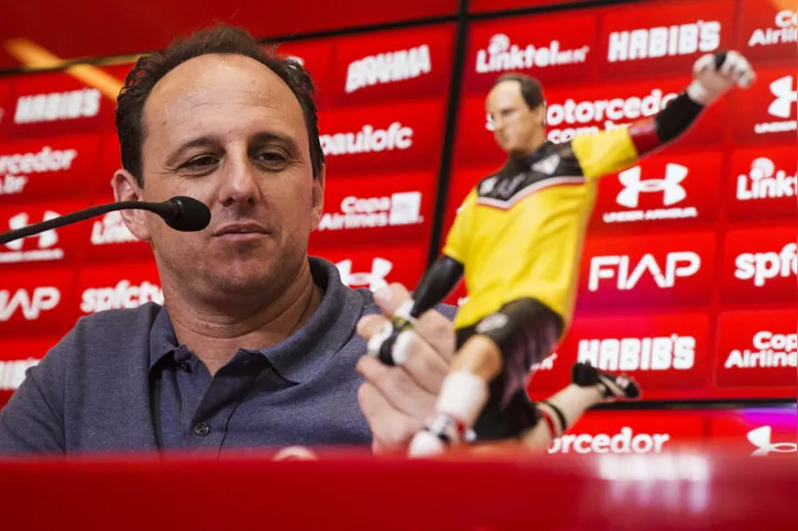 Imagem ilustrativa da imagem Rogério Ceni será apresentado ao São Paulo